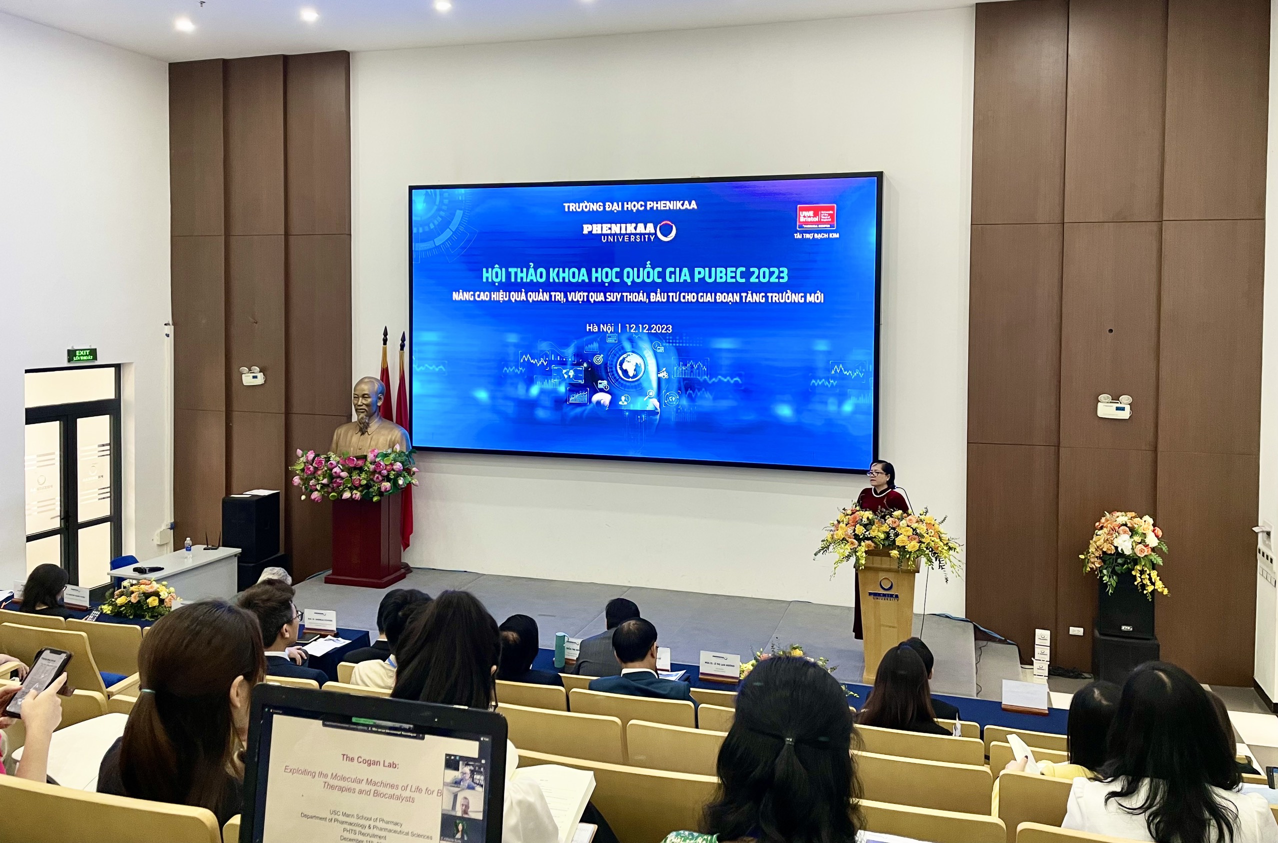 Hội thảo khoa học quốc gia năm 2023 với chủ đề &ldquo;N&acirc;ng cao hiệu quả quản trị, vượt qua suy tho&aacute;i, đầu tư cho giai đoạn tăng trưởng mới&rdquo; diễn ra s&aacute;ng 12/12.&nbsp;