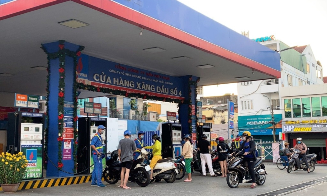 Gần 70% số lượng cửa hàng xăng dầu tại Hà Nội chưa phát hành hóa đơn điện tử theo từng lần bán hàng.