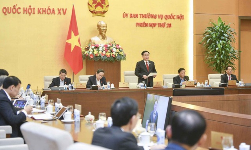 Chủ tịch Quốc hội Vương Đình Huệ phát biểu khai mạc phiên họp