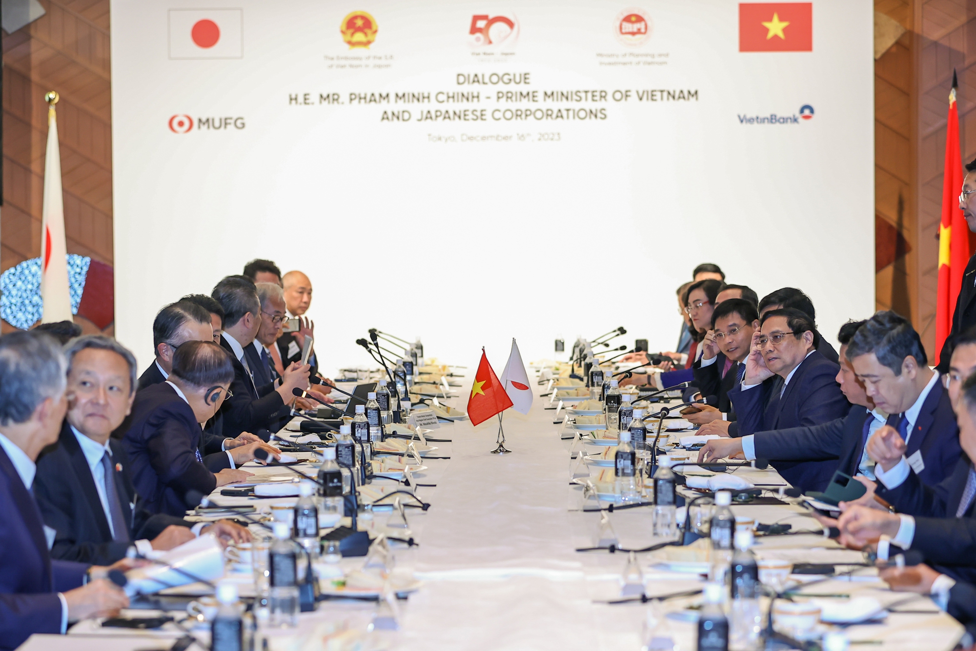 Thủ tướng đề nghị c&aacute;c tập đo&agrave;n lớn của Nhật gi&uacute;p Việt Nam tiếp cận c&aacute;c nguồn vốn hỗ trợ ph&aacute;t triển (ODA) thế hệ mới - Ảnh: VGP.