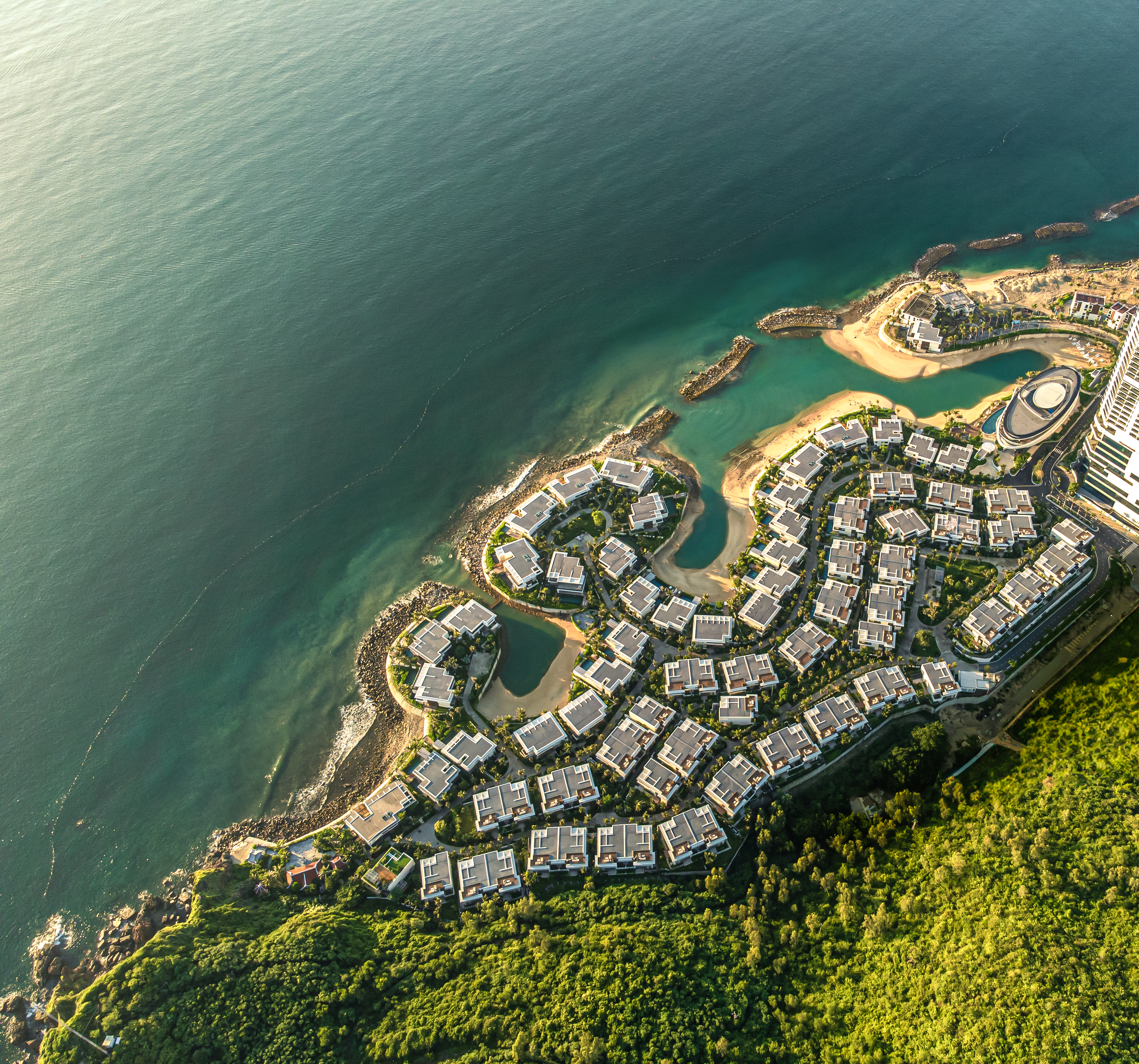 Gran Meliá Nha Trang - Điểm đến hàng đầu dành cho trải nghiệm thượng lưu, sang trọng và độc đáo.