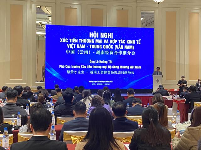 Hơn 30 doanh nghiệp hàng đầu Vân Nam sang dự sự kiện nhằm tìm kiếm cơ hội kinh doanh tại thị trường Việt Nam.