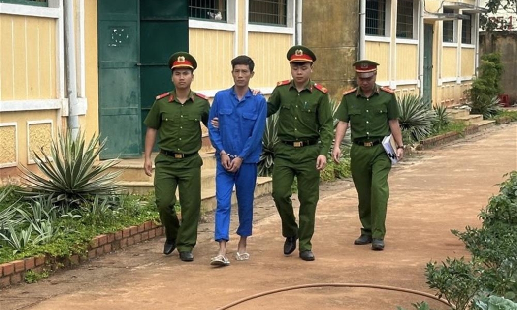 Đối tượng Tuyên khi bị bắt.