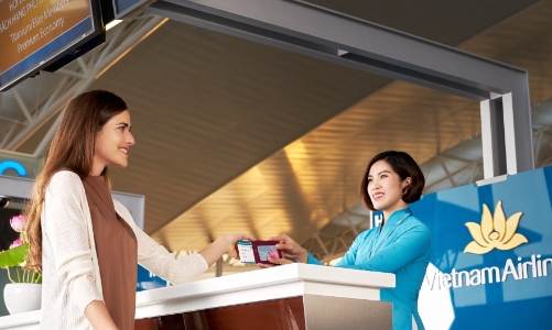 Vietnam Airlines khuyến nghị cảnh giác hành vi giả mạo hãng tặng quà