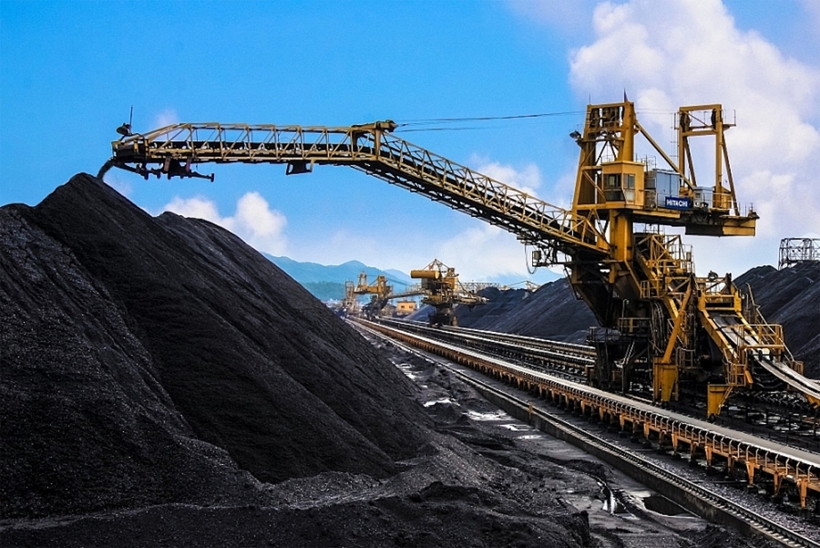 Tập đoàn Công nghiệp Than - Khoáng sản Việt Nam (TKV) vượt sản lượng khai thác, doanh thu và lợi nhuận đạt được cao nhất trong lịch sử
