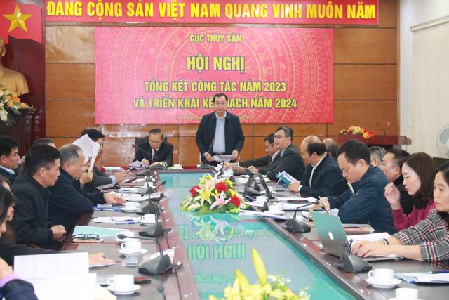 &Ocirc;ng Trần Đ&igrave;nh Lu&acirc;n ph&aacute;t biểu tại hội nghị.