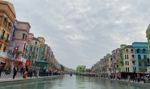 Hà Nội lần đầu tiên có khu thương mại hoạt động theo mô hình kinh tế đêm