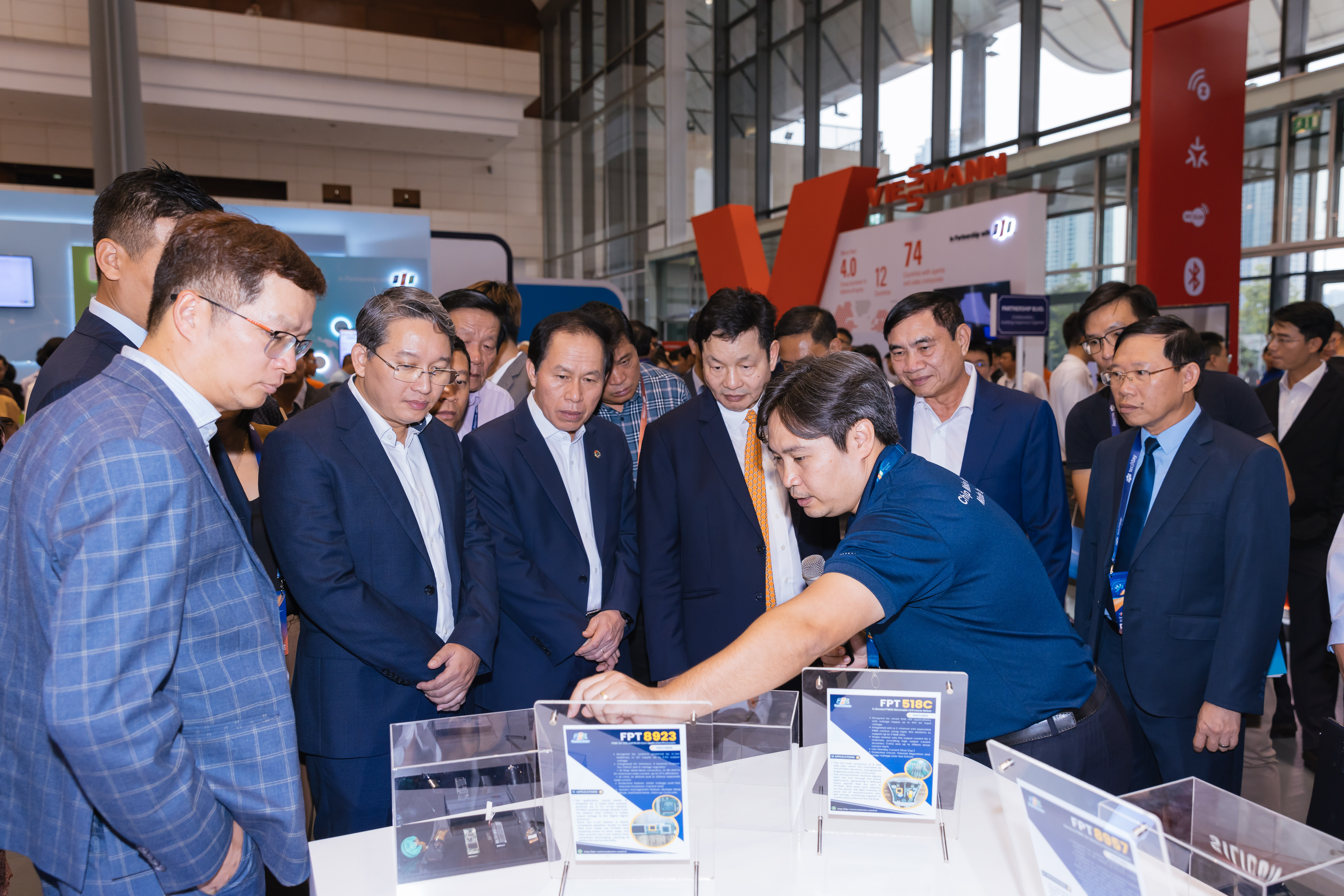 Chip và AI được doanh nghiệp xem là những hướng đi trọng tâm trong thời gian tới, là một trong những yếu tố then chốt để Việt Nam đuổi kịp các nước tiên tiến.