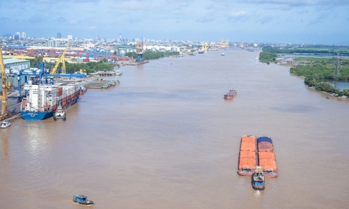 Cần thiết đề xuất dự án đầu tư, nâng cấp cảng bến thuỷ nội địa 