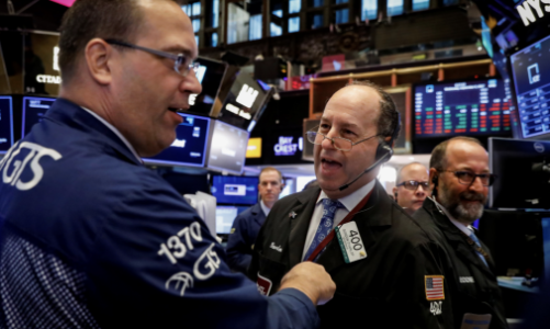 Chứng khoán Mỹ tăng điểm sau báo cáo lạm phát quan trọng, giá dầu tăng tuần này