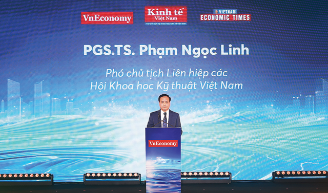 PGS.TS Phạm Ngọc Linh, Phó chủ tịch Liên hiệp các Hội Khoa học Kỹ thuật Việt Nam phát biểu chào mừng Chương trình Tin Dùng Việt Nam 2023.
