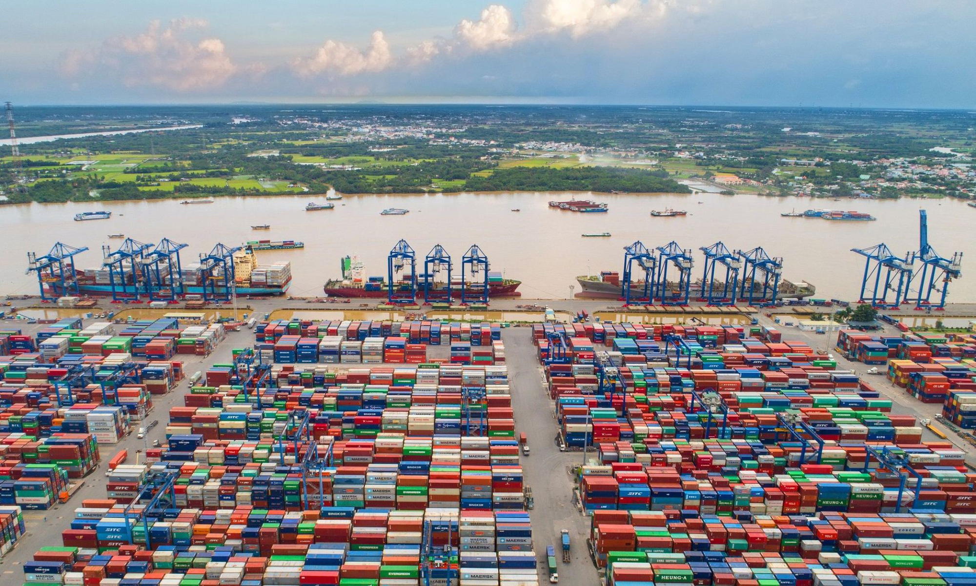 TP.HCM dùng nguồn thu phí hạ tầng cảng biển để nâng cấp, mở đường xung quanh cảng biển - Ảnh minh hoạ
