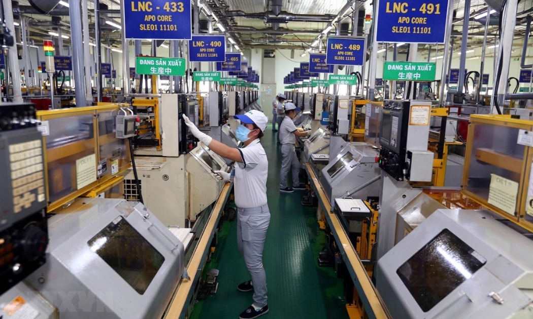 Năm thứ 4 liên tiếp, Bộ Tài chính trình cấp có thẩm quyền và ban hành theo thẩm quyền các chính sách hỗ trợ người dân, doanh nghiệp với quy mô khoảng 200 nghìn tỷ đồng.