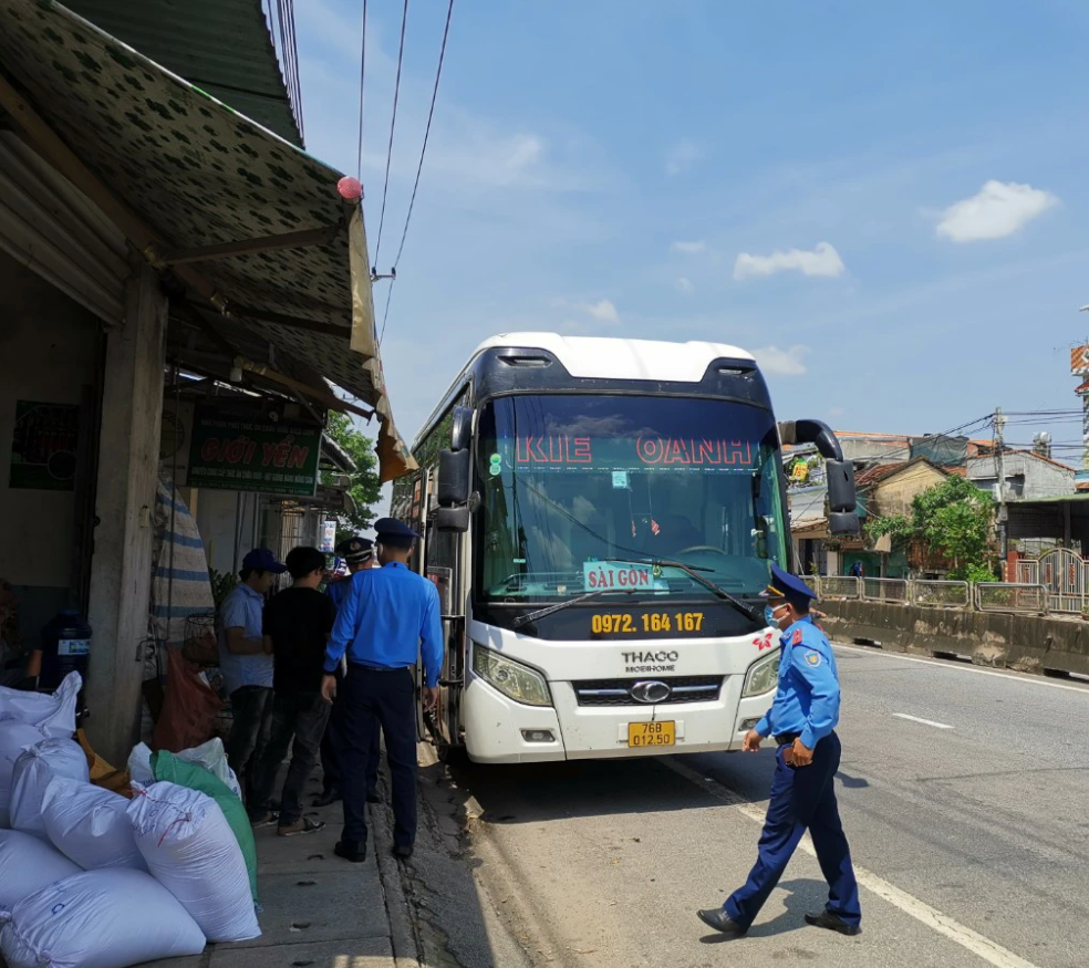 Lưu ý vi phạm về tốc độ chạy xe, thời gian lái xe, hành trình xe chạy, truyền dữ liệu từ thiết bị giám sát hành trình, camera lắp trên xe ô tô kinh doanh vận tải. 