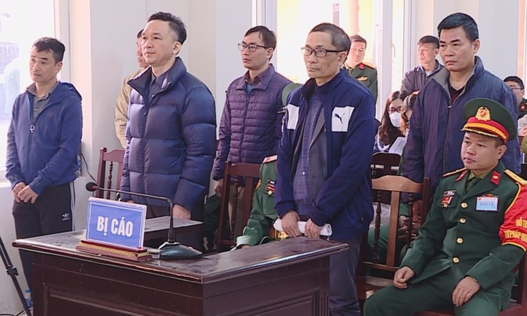 Các bị cáo tại tòa.