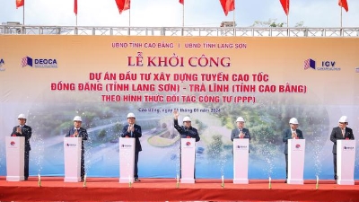 Construction of expressway linking Cao Bang and Lang Son gets underway