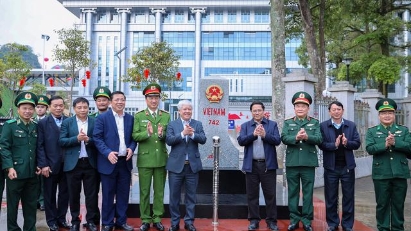 PM asks Cao Bang to develop border trade