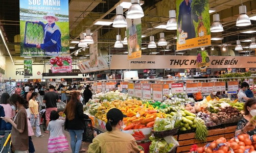 Cuộc đua rầm rộ vào phân khúc đại siêu thị dù sức mua chưa hồi phục