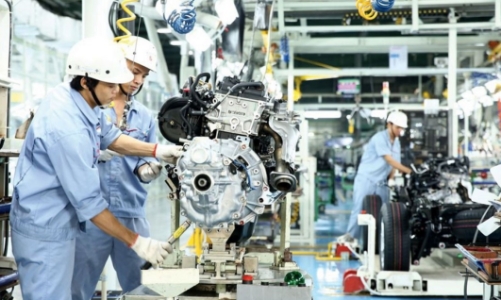 PMI cải thiện nhẹ, tốc độ giảm đơn đặt hàng mới đã chậm lại