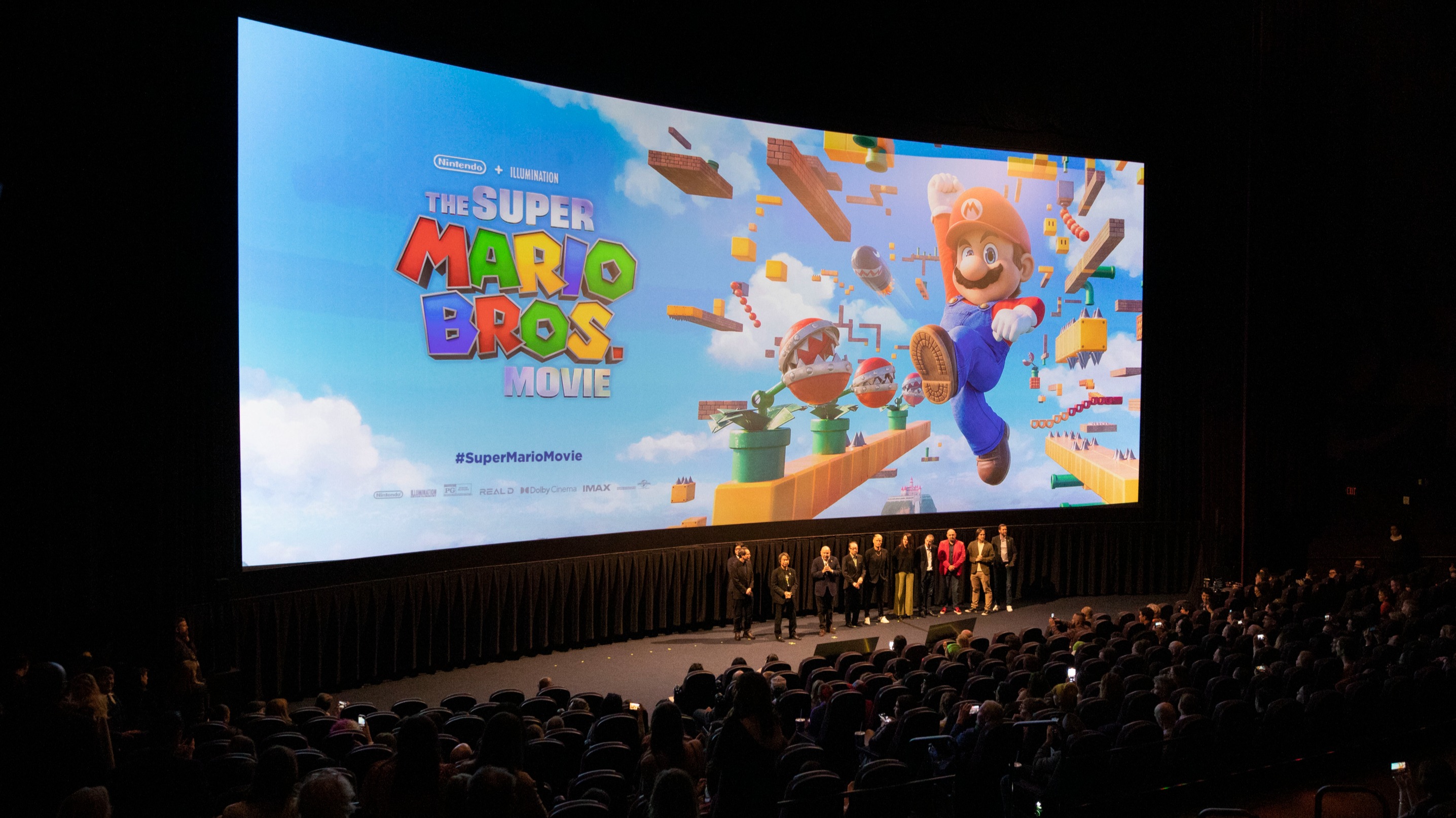 Super Mario Bros, thu về 1,36 tỉ USD. Đây là thành công gây bất ngờ với một bộ phim chuyển thể từ trò chơi điện tử.