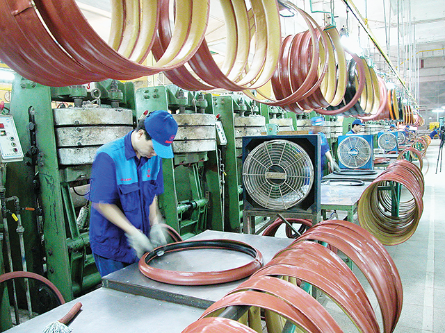 Năm 2024 sẽ xây dựng và phát triển thị trường lao động theo hướng ổn định, linh hoạt, đa chiều và bền vững