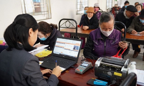 Nhiều người không chờ được đến 80 tuổi để hưởng lương hưu xã hội 