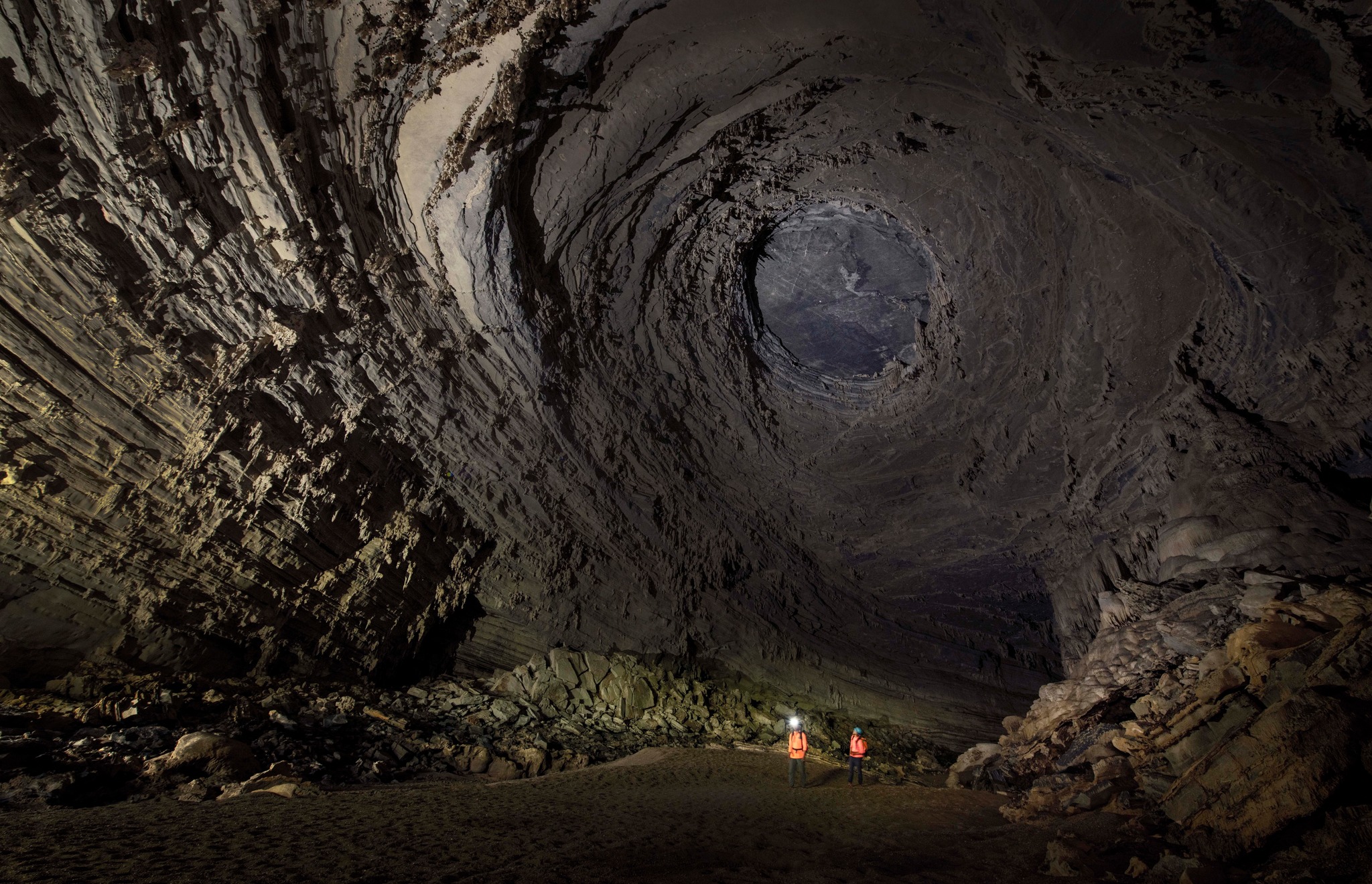 Tỉnh Quảng B&igrave;nh được thi&ecirc;n nhi&ecirc;n ưu &aacute;i ban tặng hệ thống hang động h&ugrave;ng vỹ bậc nhất cả nước.