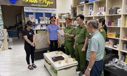 Thanh Hóa chuyển điều tra, khởi tố gần 900 vụ buôn lậu, gian lận thương mại