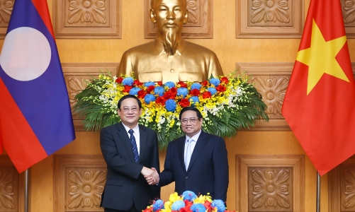 Thủ tướng: Việt Nam dành ưu tiên cao nhất cho mối quan hệ đặc biệt Việt Nam - Lào