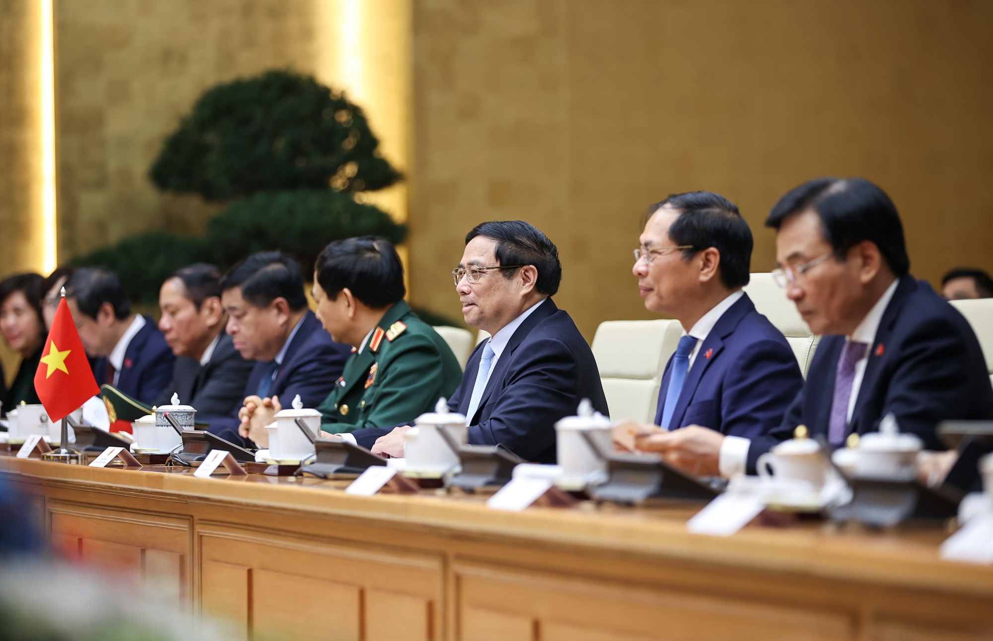 Thủ tướng Phạm Minh Chính khẳng định, Việt Nam luôn coi trọng và dành ưu tiên cao nhất cho mối quan hệ đặc biệt Việt Nam-Lào - Ảnh: VGP