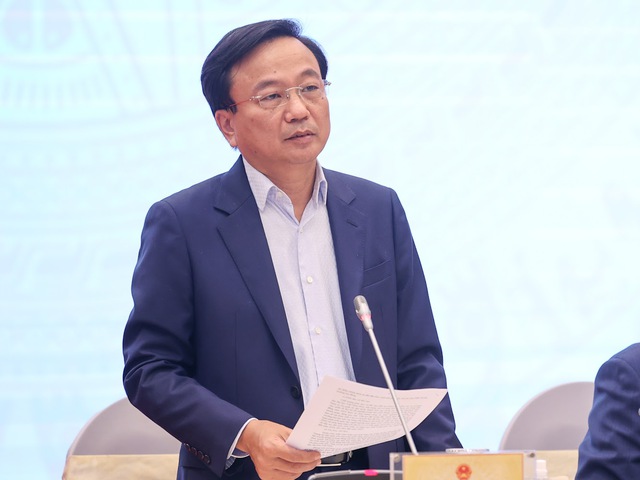 Thứ trưởng Bộ Giao thông vận tải Nguyễn Danh Huy thông tin tới báo chí về những điểm sáng trong đầu tư kết cấu hạ tầng giao thông trong năm 2023.