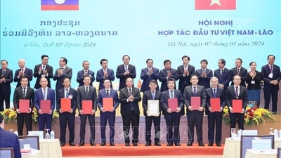 Vietnam – Laos investment cooperation conference held in Hanoi