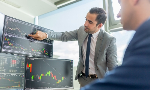 Nhóm ngân hàng xứng đáng được định giá cao hơn, KBSV gọi tên hai cổ phiếu tiềm năng cho cả năm 2024 