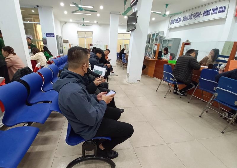 2023 unemployment rate drops 2.28%