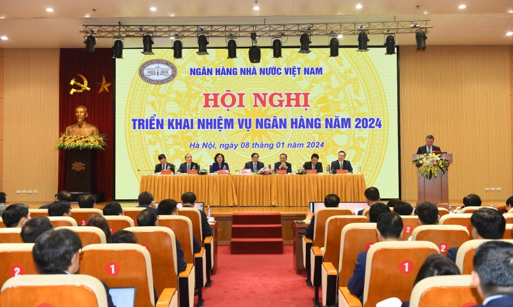 Thủ tướng chủ trì hội nghị triển khai nhiệm vụ năm 2024 của ngành ngân hàng.
