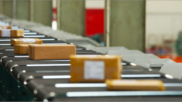 Cạnh tranh khốc liệt trên thị trường bưu chính