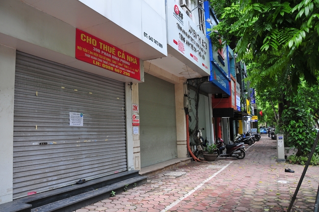 Doanh nghiệp đóng cửa, rút khỏi thị trường khiến người lao động tại Hà Nội bị ảnh hưởng 