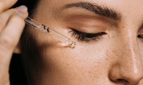 Những dòng serum cấp nước tuyệt vời cho làn da mùa đông