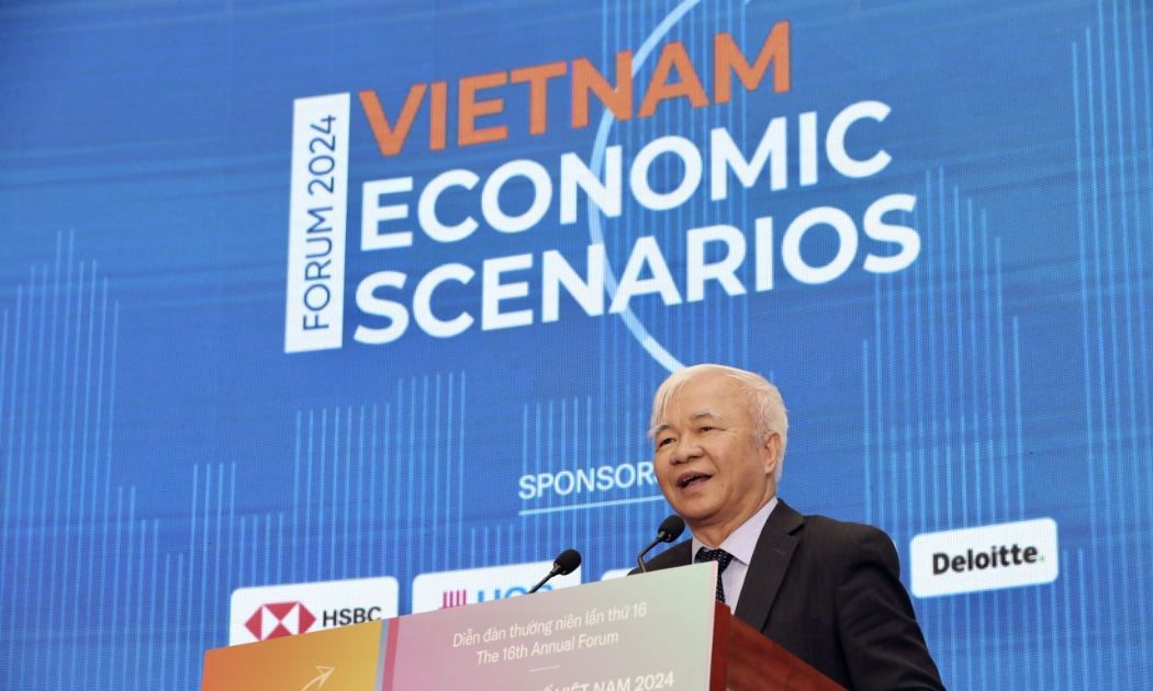 TS. Chử Văn Lâm – Tổng biên tập Tạp chí Kinh tế Việt Nam - VnEconomy - Vietnam Economic Times phát biểu kết luận diễn đàn - Ảnh: Việt Dũng