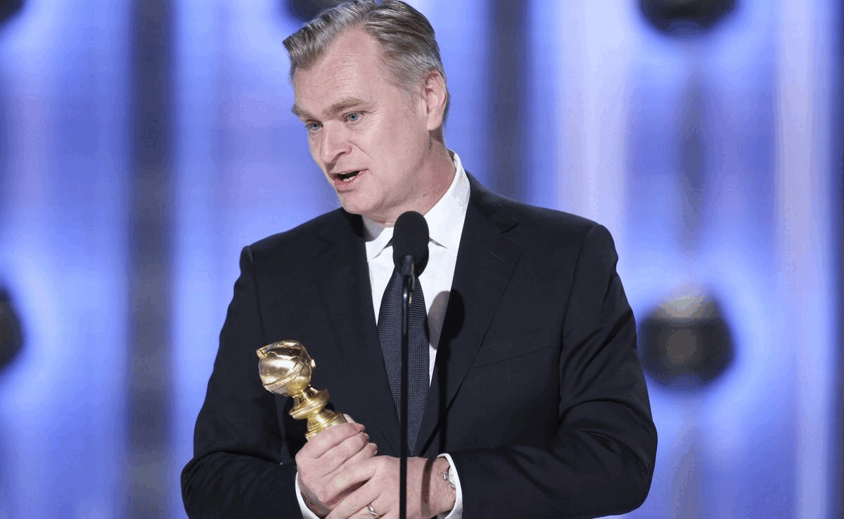 Đạo diễn Christopher Nola v&agrave; nam diễn vi&ecirc;n&nbsp;Cillian Murphy nhận giải tại&nbsp;Quả cầu v&agrave;ng 2024.