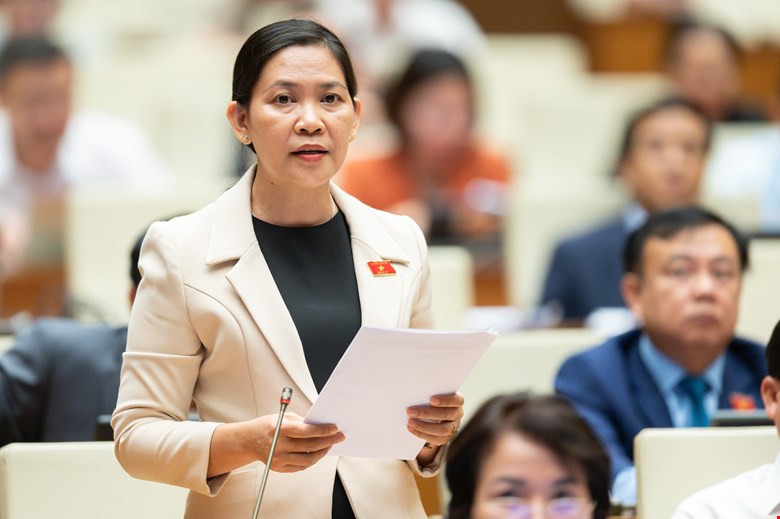 Đại biểu Huỳnh Thị &Aacute;nh Sương - Ảnh: Quochoi.vn