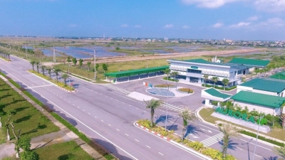 Crystal Group proposes $200mln investment in fiber, fabric, and garment project in Nam Dinh