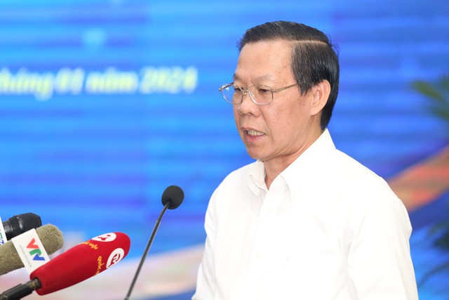 Chủ tịch UBND TPHCM Phan Văn Mãi phát biểu tại Hội nghị - Ảnh: Vũ Phong