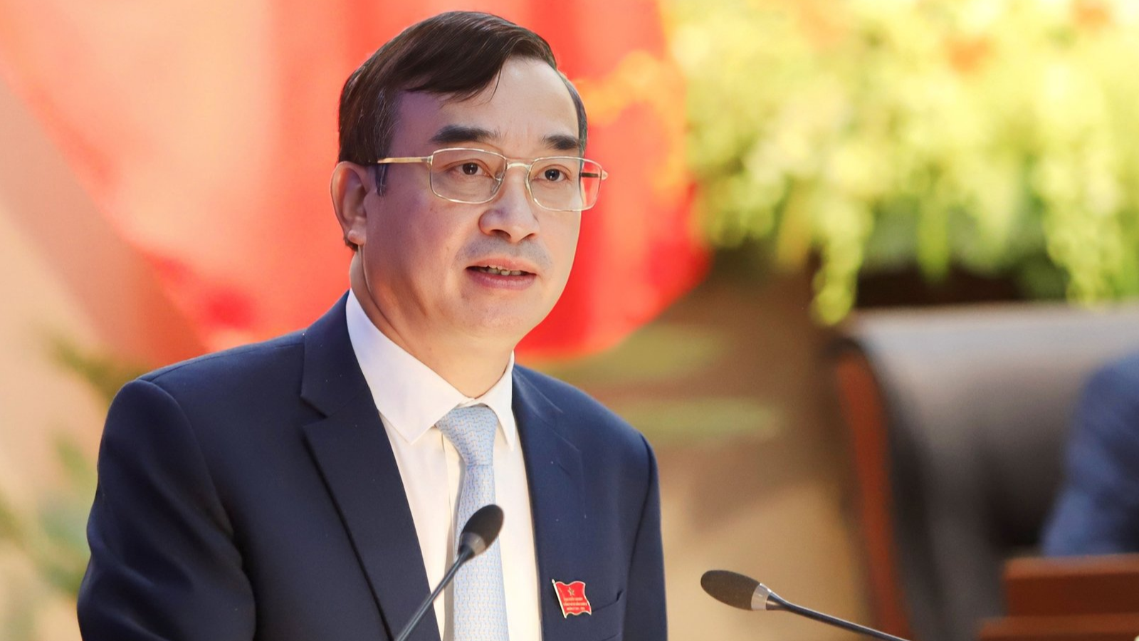 Chủ tịch UBND TP. Đ&agrave; Nẵng L&ecirc; Trung Chinh ph&aacute;t biểu tại Kỳ họp HĐND Th&agrave;nh phố cuối năm.&nbsp;