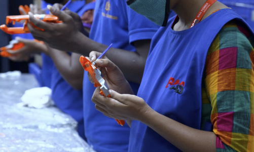 Các hãng đồ chơi trẻ em không dễ dịch chuyển sản xuất khỏi Trung Quốc 