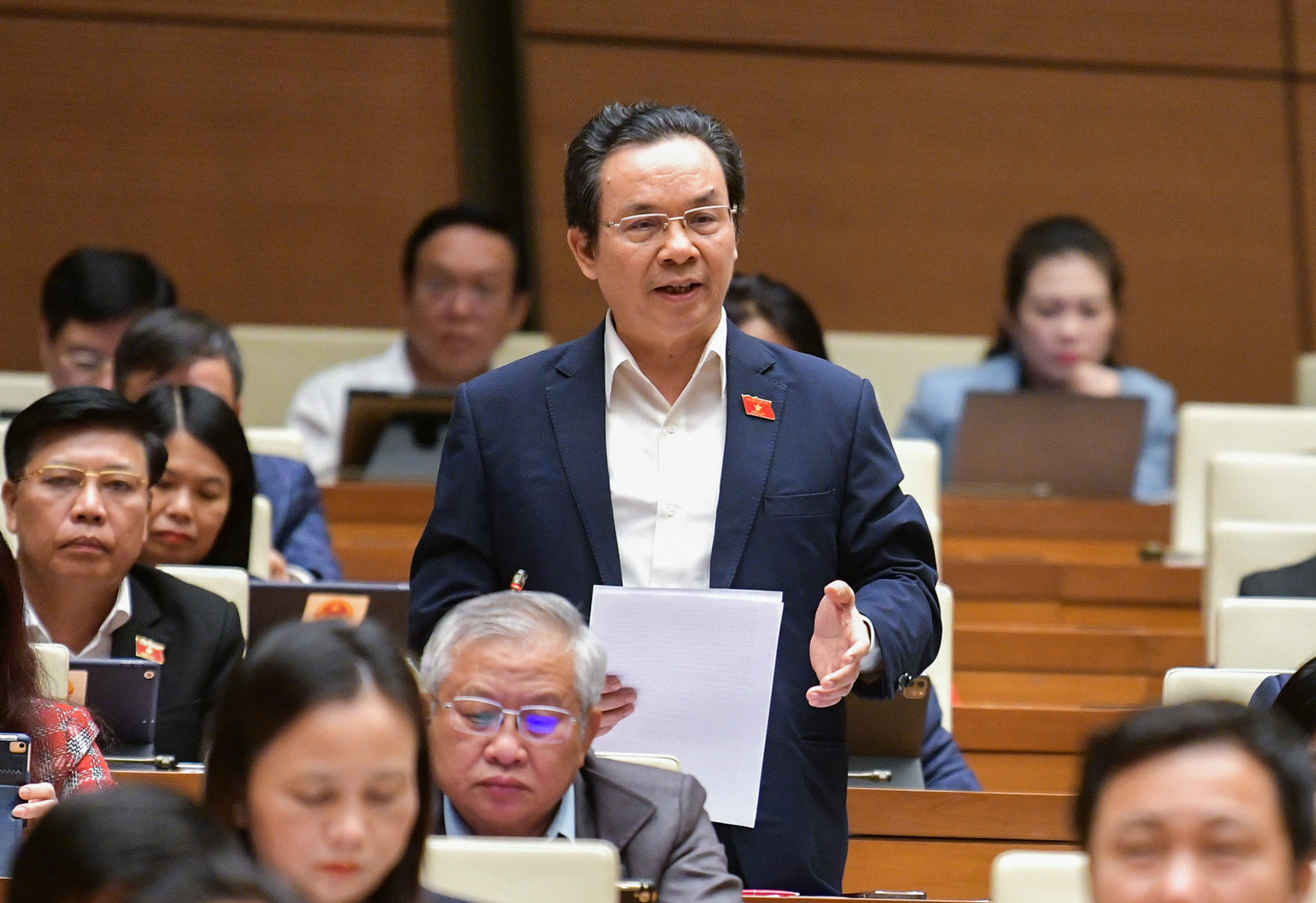 Đại biểu Hoàng Văn Cường, Đoàn Đại biểu Quốc hội TP. Hà Nội đề nghị cần chủ động hơn nữa trong thiết kế các cơ chế đặc thù. Ảnh: Quochoi.vn.