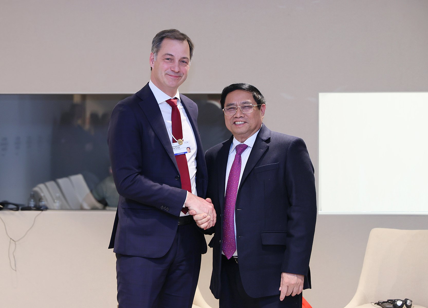 Thủ tướng Phạm Minh Ch&iacute;nh v&agrave; Thủ tướng Vương quốc Bỉ Alexander De Croo - Ảnh: VGP