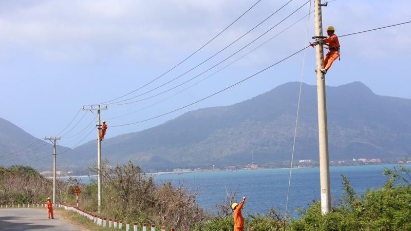 NA agrees to allocate $100mln to connect Con Dao to national grid