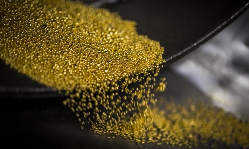 Vàng sụt giá vì đồng USD lên cao nhất 1 tháng