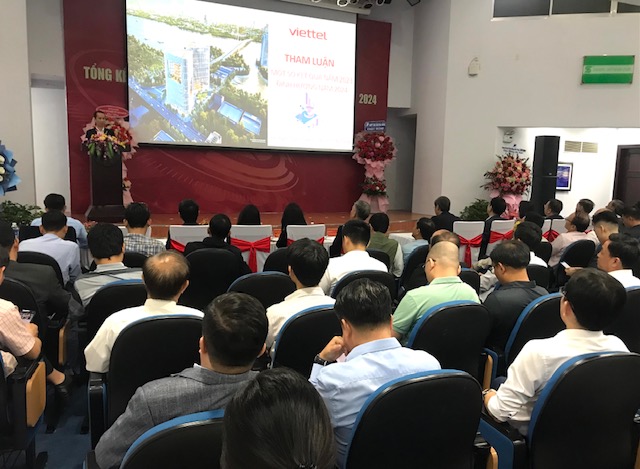 Quang cảnh Hội nghị tổng k&eacute;t c&ocirc;ng t&aacute;c năm 2023 ng&agrave;nh TT&TT th&agrave;nh phố Đ&agrave; Nẵng . Ảnh Ng&ocirc; Anh Văn